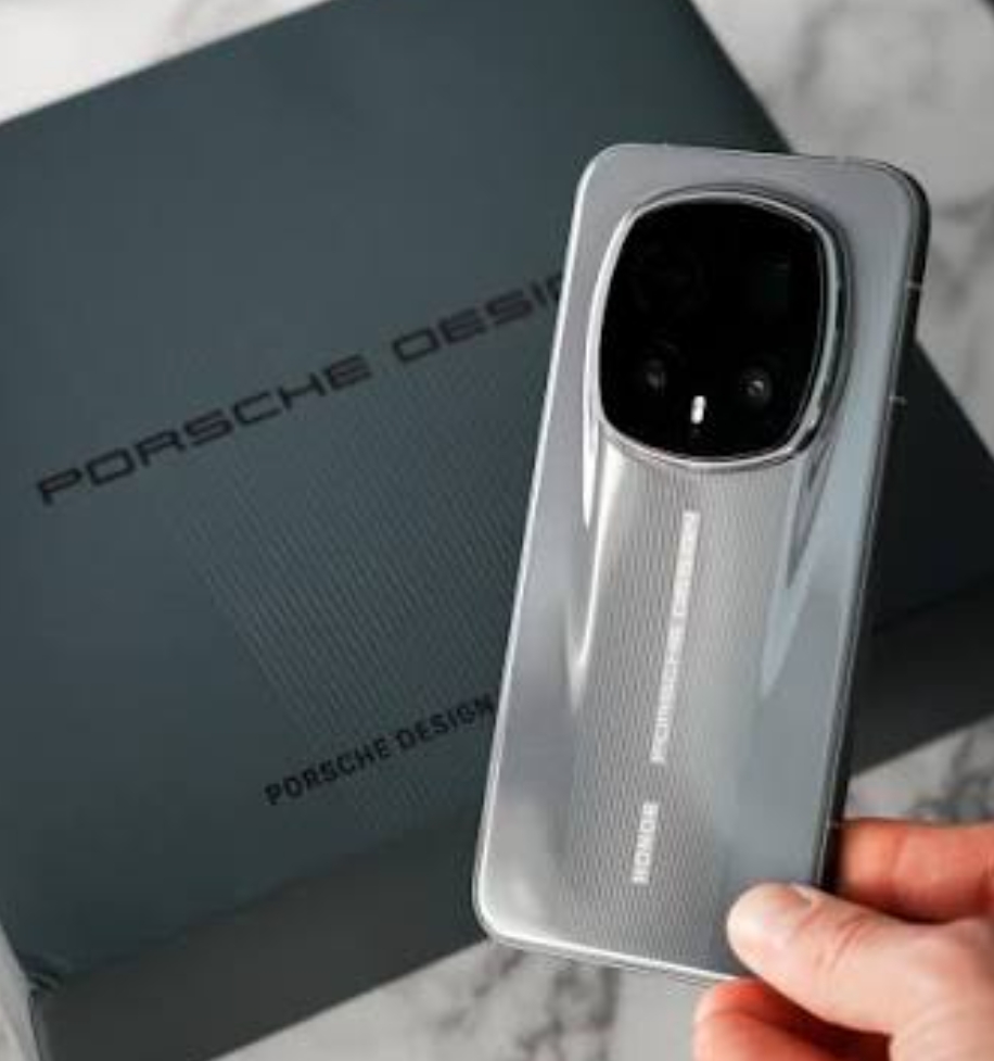 EXCLUSIVO GRUPOS VIPS! HONOR MAGIC 8 PRO RSR PORSCHE DESIGN 16GB/512GB OU R$10.000 NO PIX!